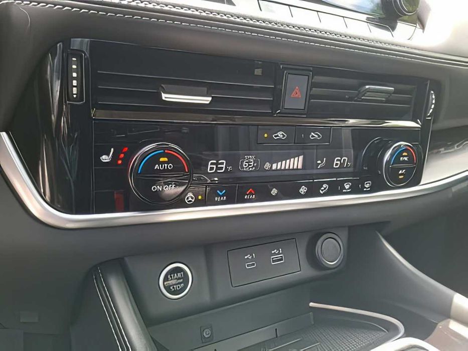 Nissan Rogue      2022