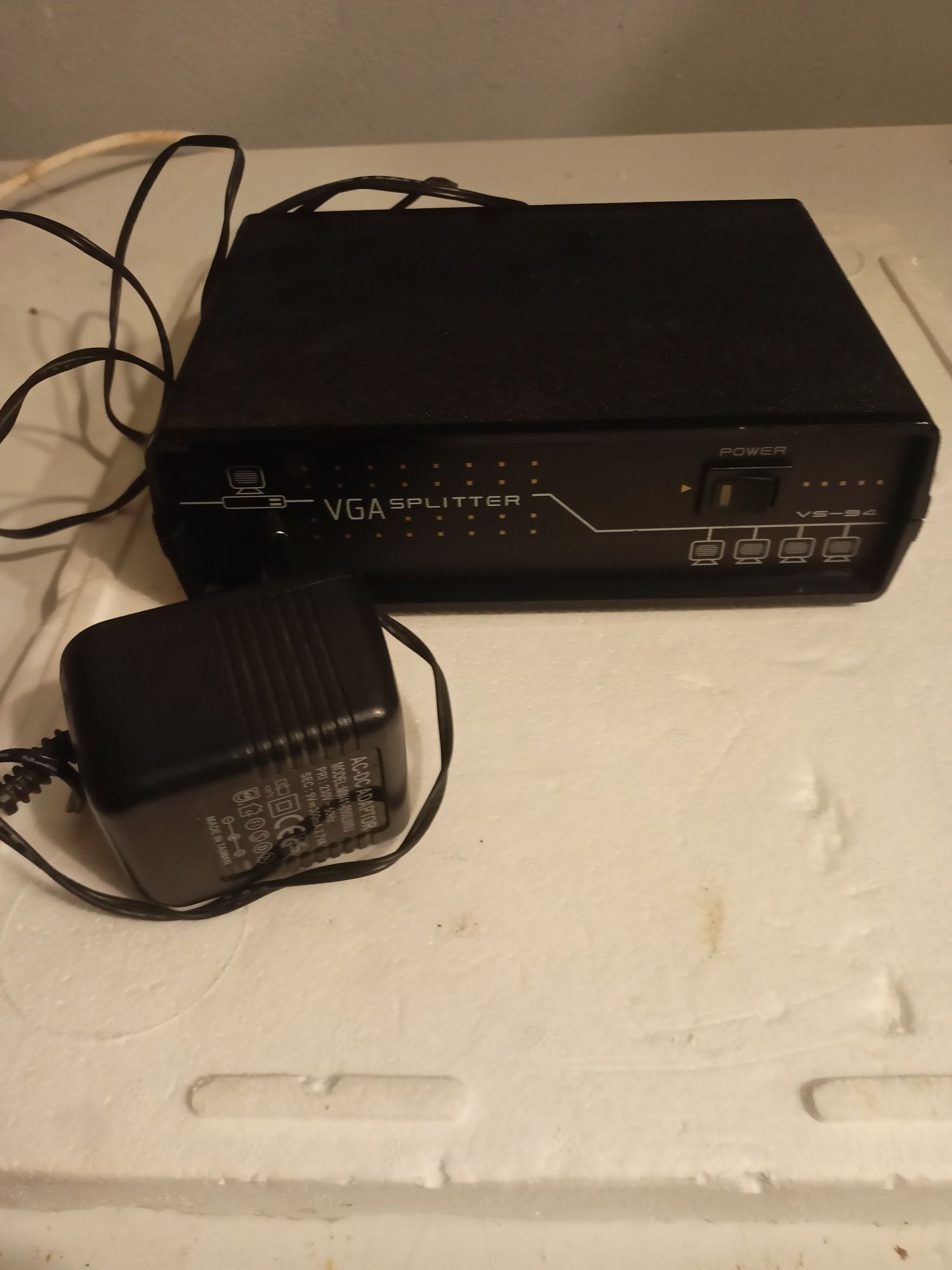Spliter rozdzielacz sygnału VGA 4/1