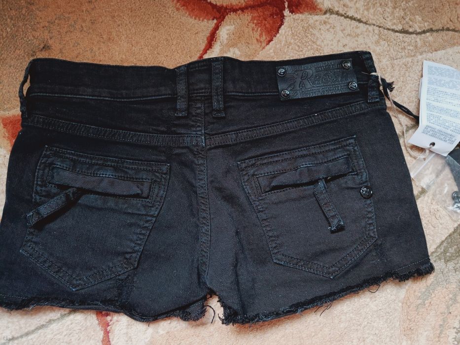 НОВЫЕ Джинсовые шорты размер 27 Италия