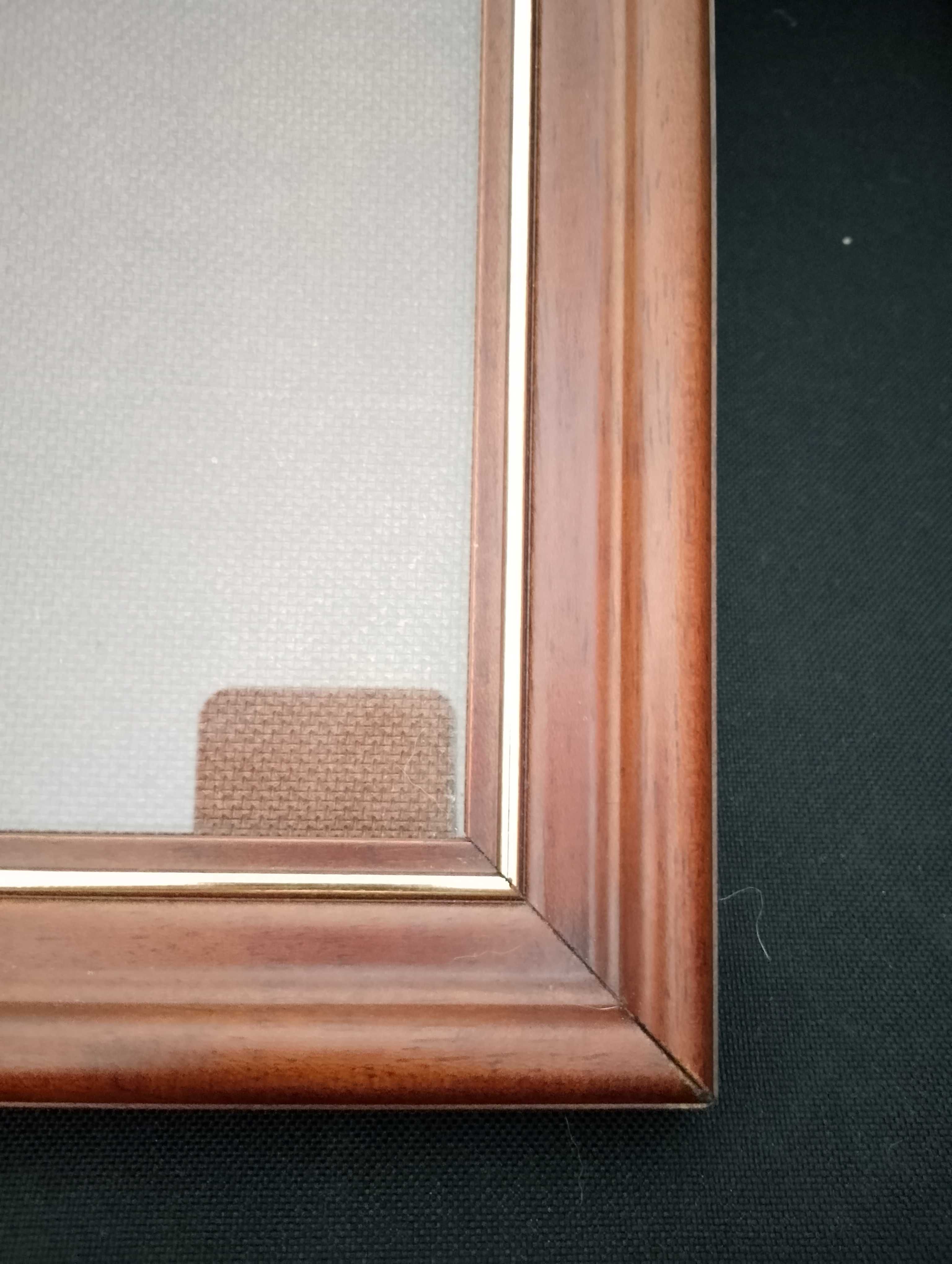Moldura em wenge