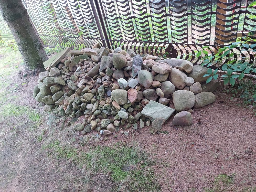 Oddam gratis gruz i kamienie
