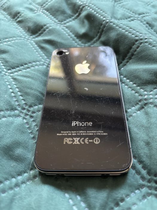 iPhone 4 oraz etui