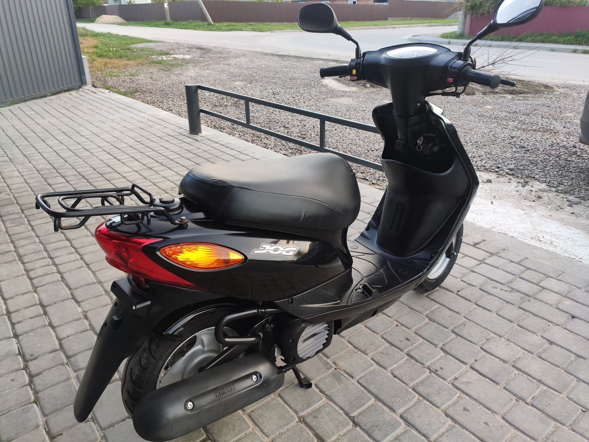 Yamaha Jog 36 з контейнера