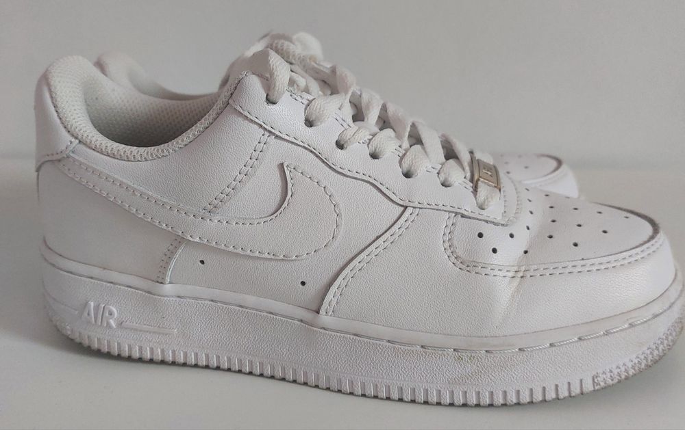 Nike Air Force 1 'LE GS 37.5