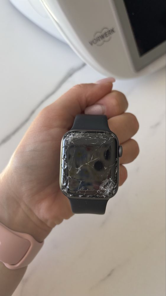 Apple Watch series 4 tarcza 44 mm