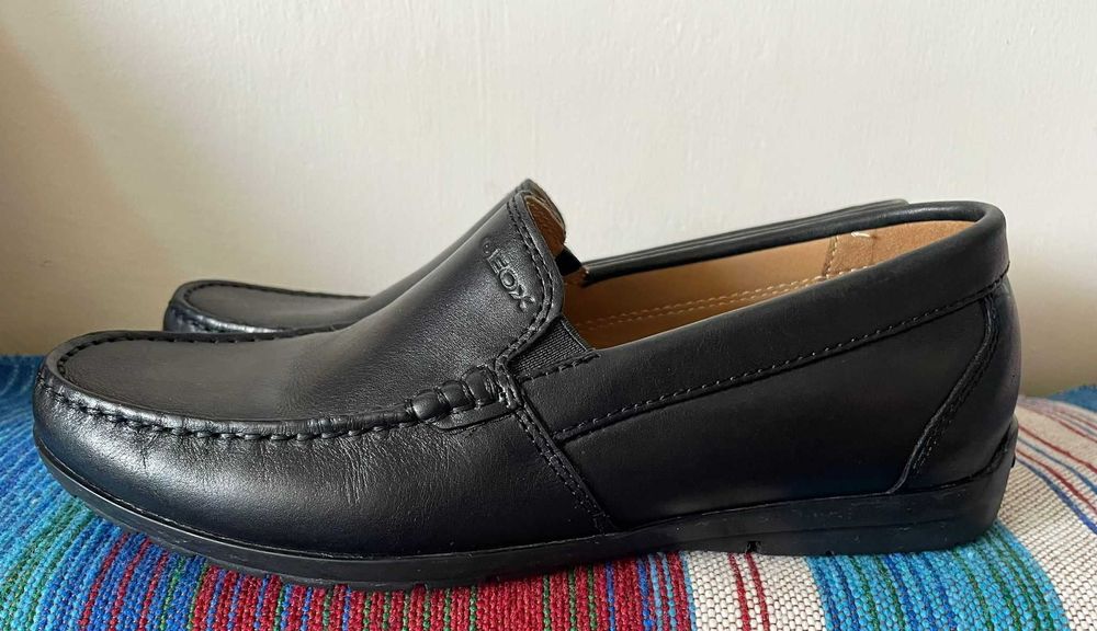 Buty damskie - mokasyny GEOX - skórzane - rozmiar 39 - nowe.