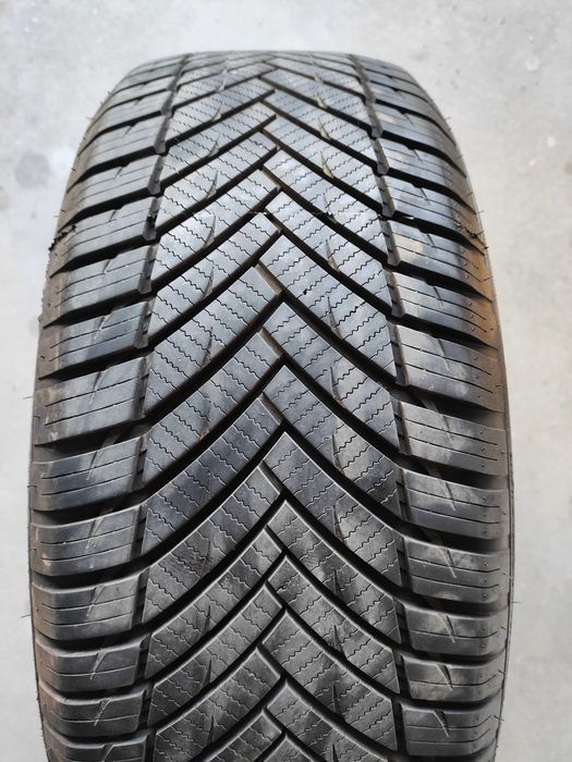 __Opona__1szt__MINERVA ALLSEASON MASTER__215/55R17__7MM__ DOT 2023__