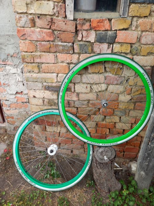 Вілсет 28" , фікс , сінглспід , Schwalbe Century , комплект коліс 28"