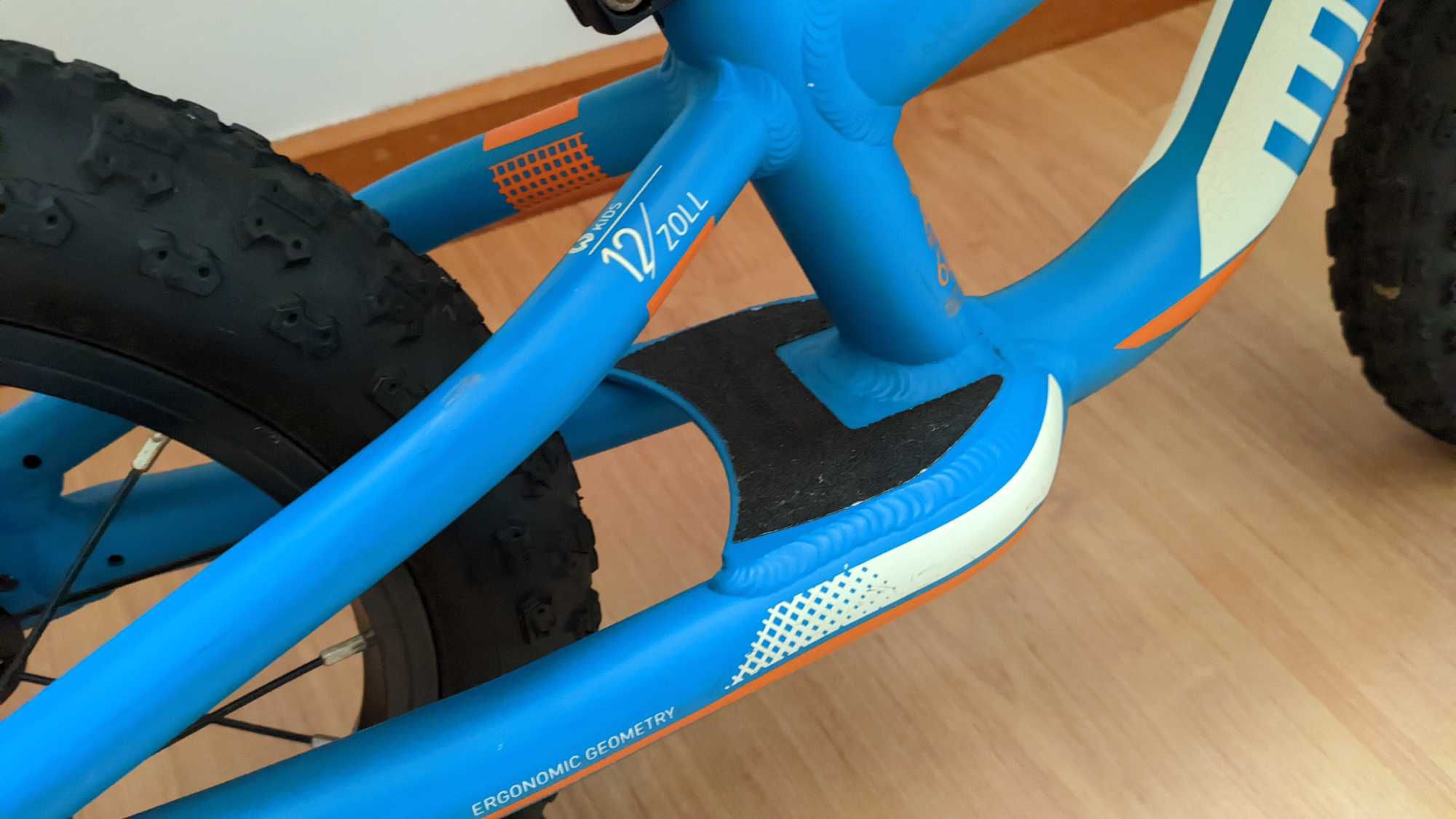 Bicicleta de equilíbrio Winora Rage 12 (2-4 anos)