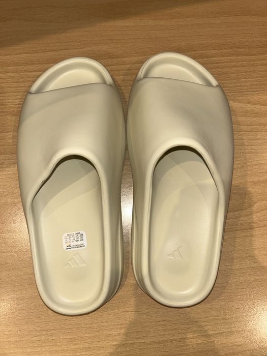 yeezy slide bone