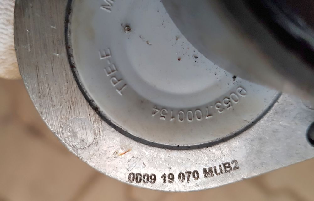 Napinacz paska Suzuki Grand Vitara II 1.9 DDiS 00⁠091⁠9070 M⁠UB⁠2 NOWE