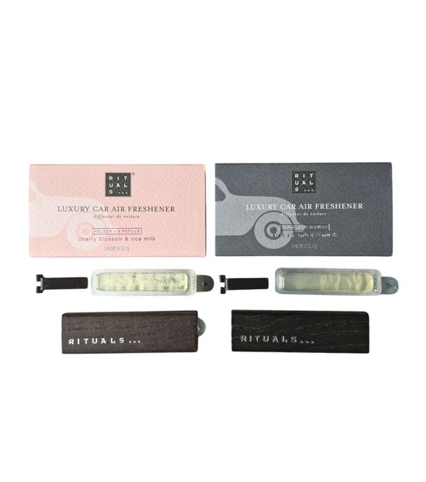 Zapach do samochodu z drewnianym uchwytem i dwoma wkładami