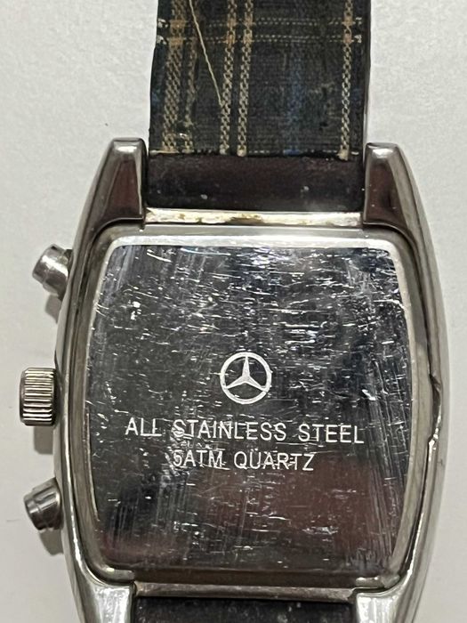 Zegarek Mercedes-Benz – skórzany pasek Chronograf Kwarcowy elegancki