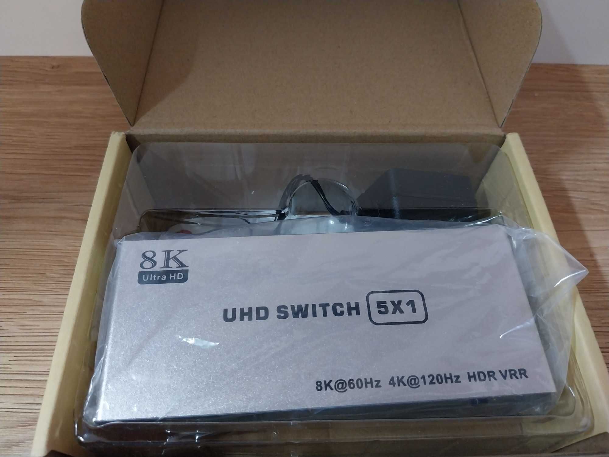 Przełącznik switch HDMI 4K120Hz 8K60Hz pilot rozdzielacz