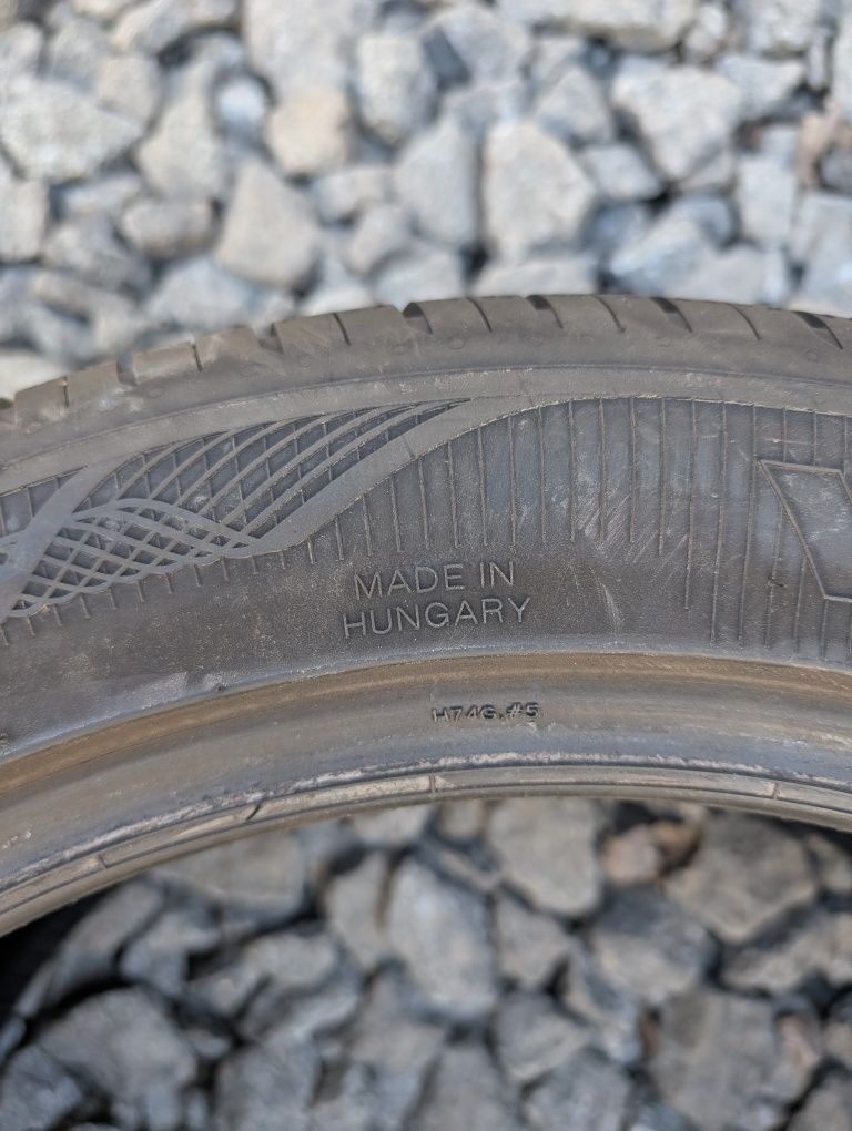 Літня шина розпаровка Vredestein 235/45 R17 235*45 17 Ultrac Satin