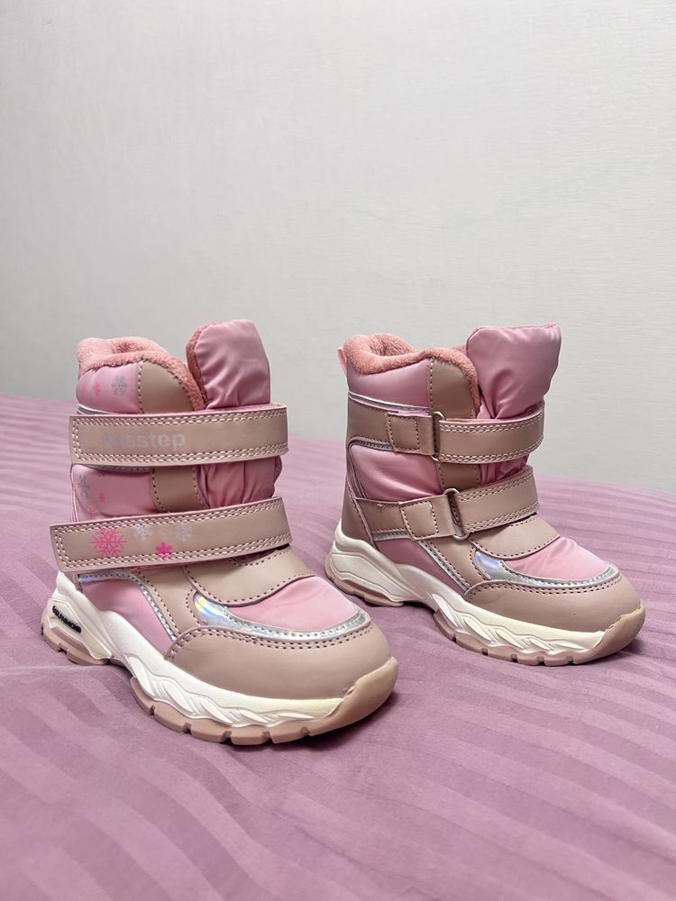 Дитячі зимові черевики сапожки на дівчинку weestep