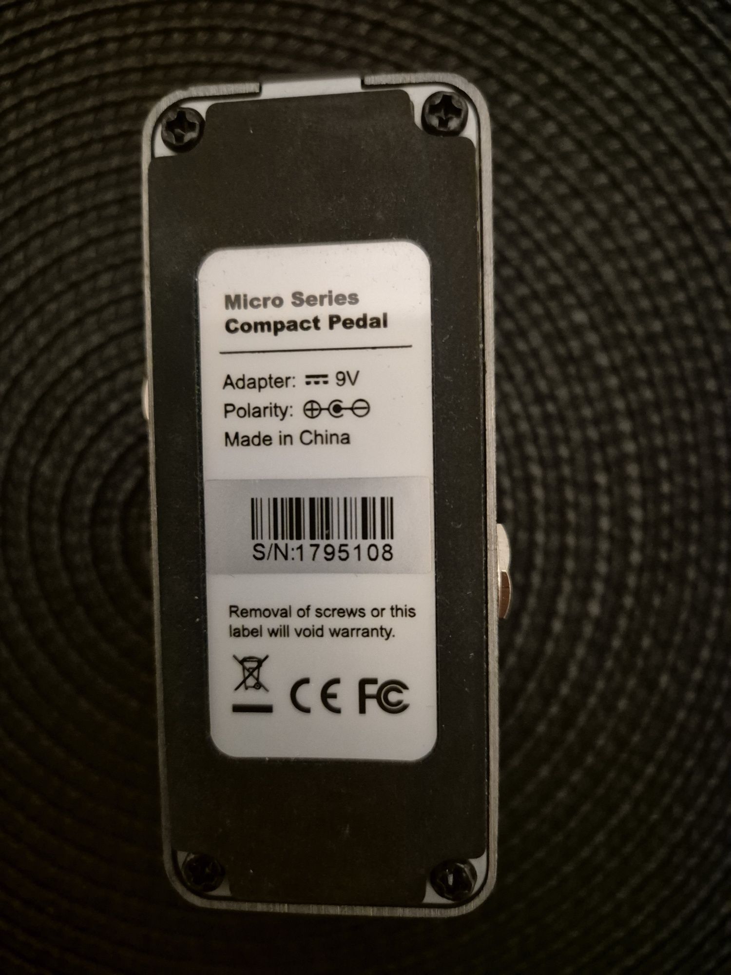 Behringer FX600 Digital Multi FX multiefekt modulacyjny kostka.