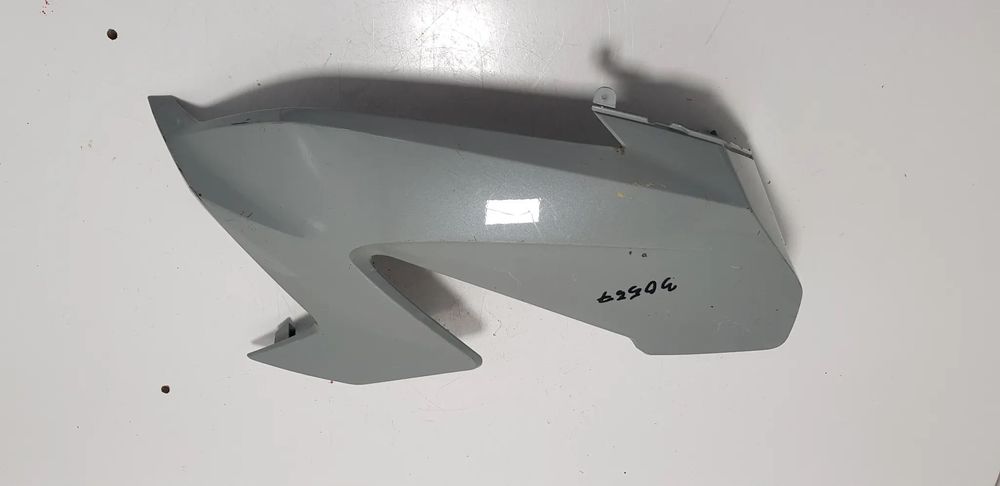HONDA NSS 125 250 300 Forza 20+ Bok Prawy owiewka