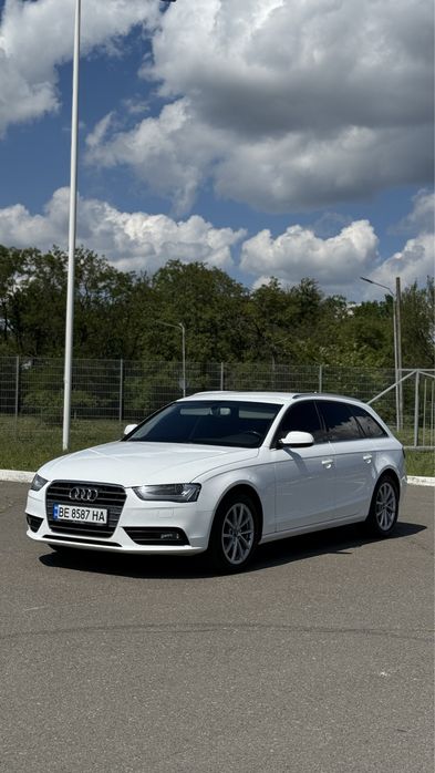 Продам Audi a4 b8