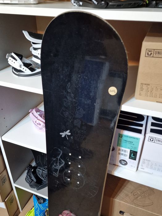 Deska snowboardowa Elan Aurora 154 cm snowboard