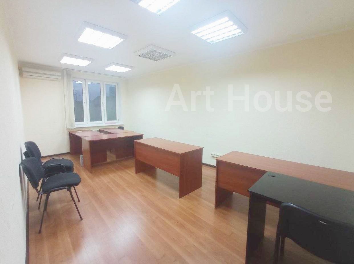 Офіс з меблями, 150м2, 5 кабінетів, Дніпровська Набережна, Осокорки