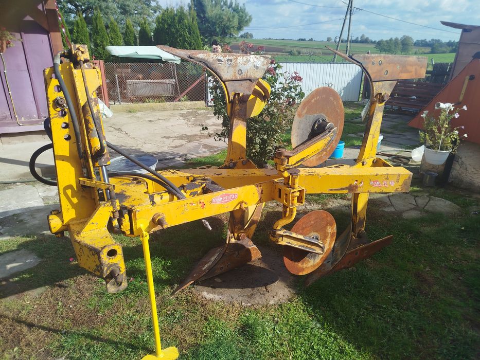 Pług obrotowy 2 skibowy rumptstad