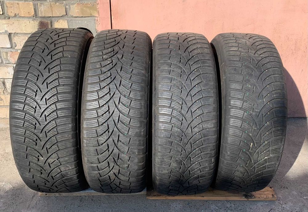 Шины б/у зима 225/60 R17  TOYO OBSERVE S944
