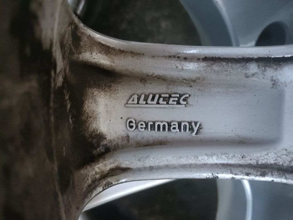 Felgi aluminiowe 17' firmy ALUTEC Germany
8Jx17H2 
ET20