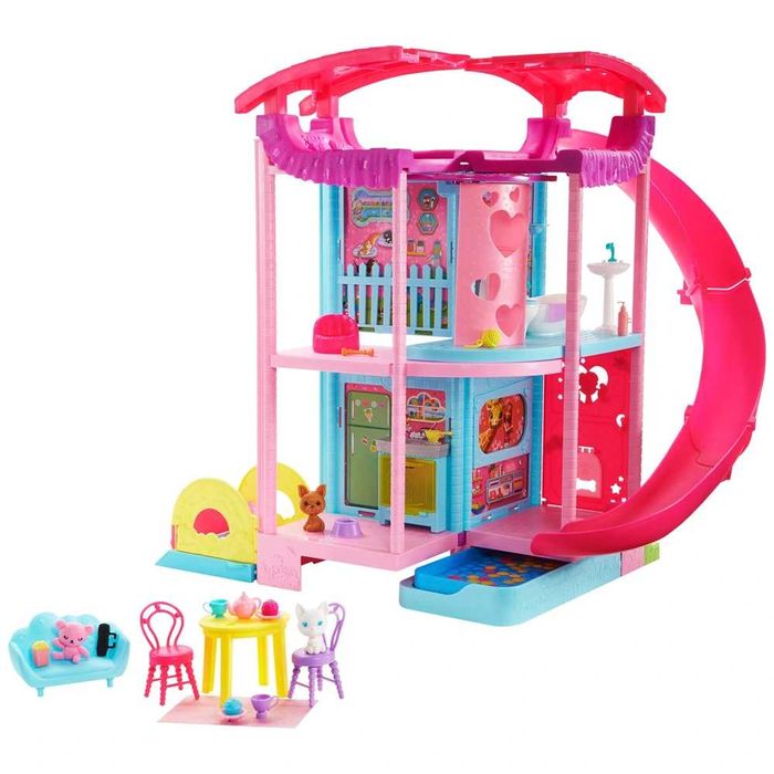 Vendo Casa da Barbie com Piscina - Chelsea. Muito pouco usada