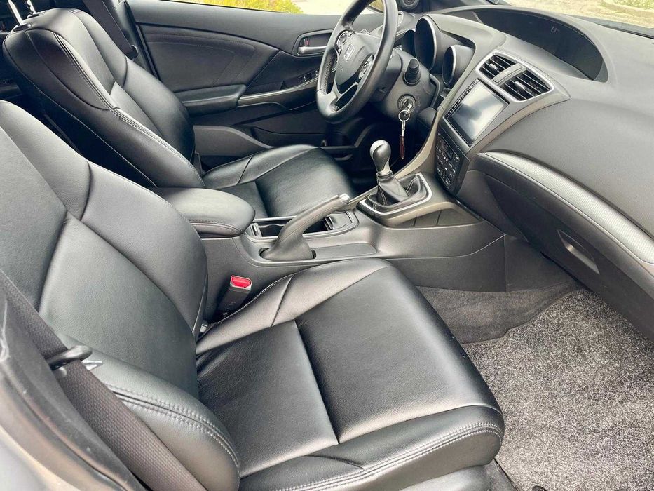 Honda Civic 1.6 DTEC Sport (BLACK EDITION) - APENAS 27.000KMS
