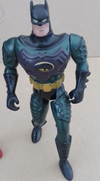 Bonecos da Wonder Woman e do Batman