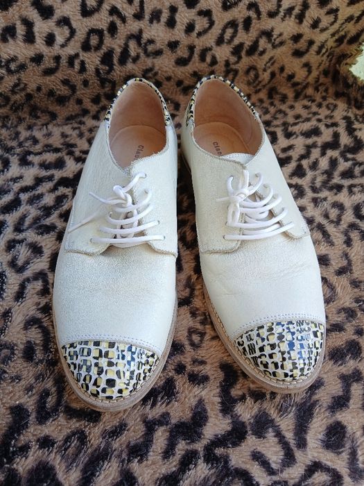 Sapatos vintage,tamanho 38 em couro Davos Gomma.