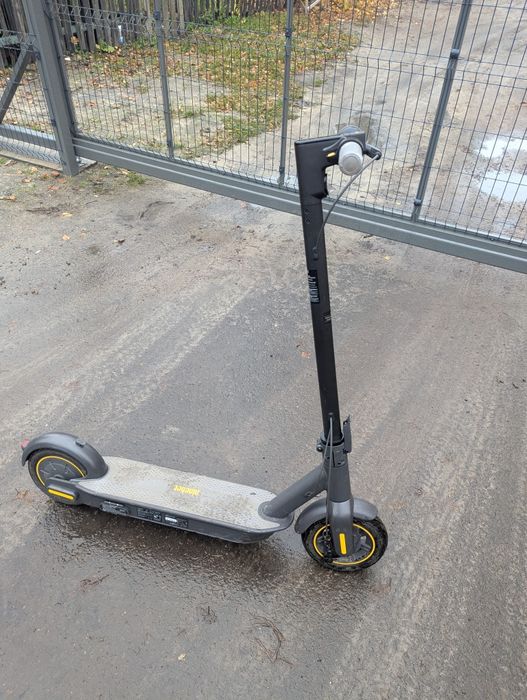 Електросамокат Segway KickScooter Max G30