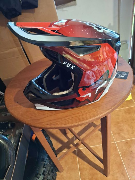 Capacete fox v2 Vizen Fluorescent Red