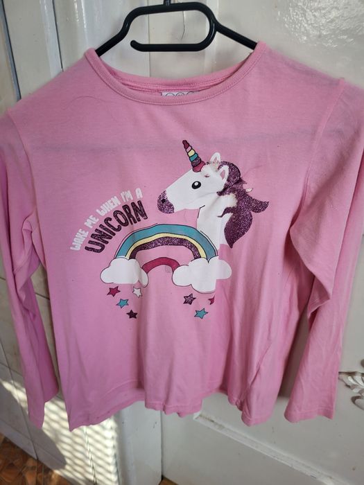 Bluzka rozmiar 140 cena 2zlote