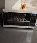 Kuchenka Mikrofalowa Sharp 1000W Grill 12 Programów Elegancka Srebrna