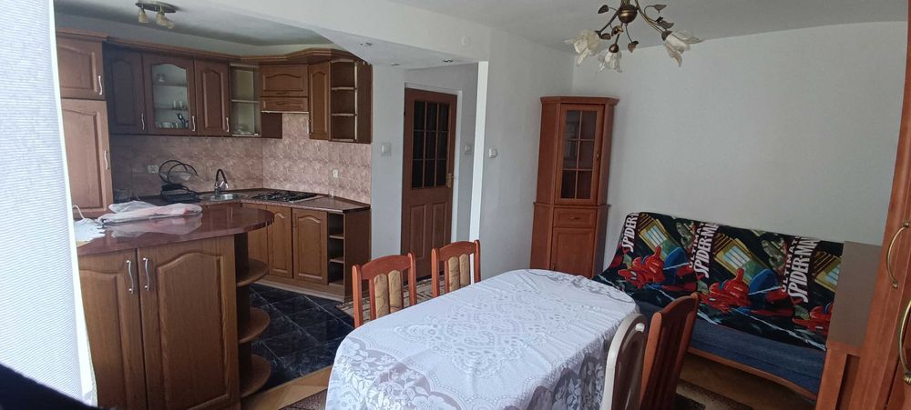 Wynajmę mieszkanie w Łomży przy ul. Polowej, dwa pokoje, w centrum.