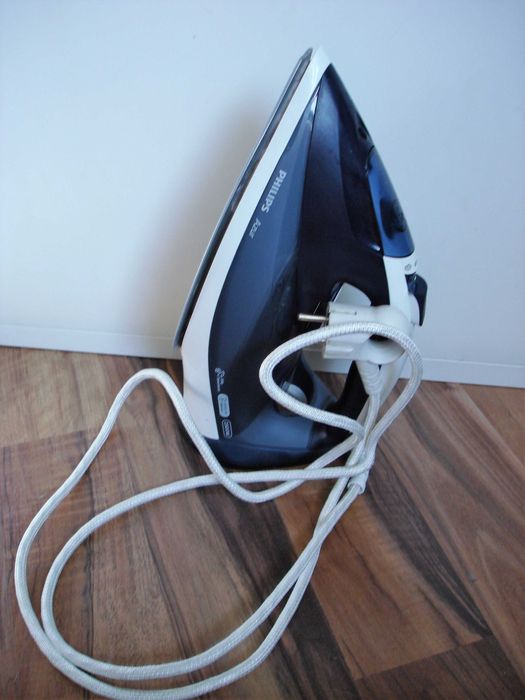 Philips Паровой утюгAzur GC4564/20