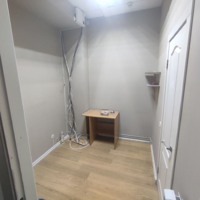 Приміщення на проспекті Олександра Поля 100