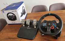 Voltante e pedal Logitech G29