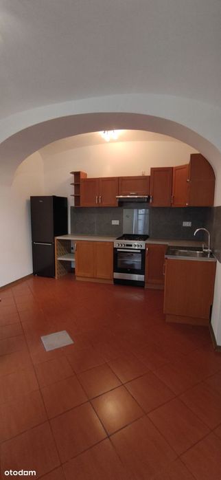 Bezczynszowe na parterze, po kapitalnym remoncie, dostępne od zaraz.