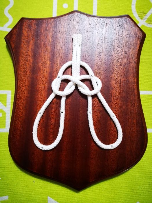 Cresta com Nó de Marinheiro