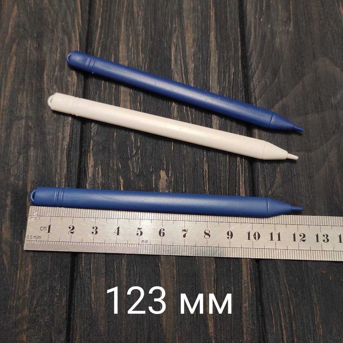 Стилус для управления резистивным сенсорным экраном одним лотом