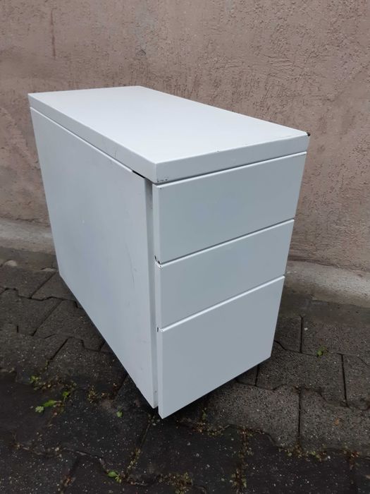 Szafka metalowa na kółkach, kontenerek pod biurko, kluczyk