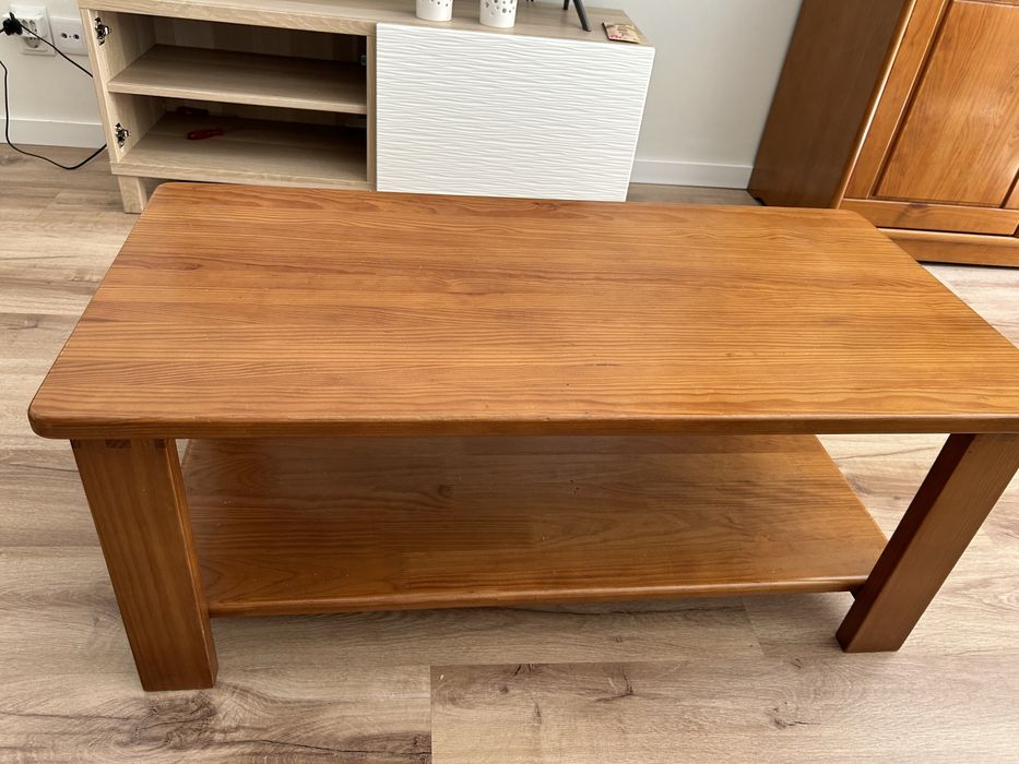 Mesa de Sala em Madeira