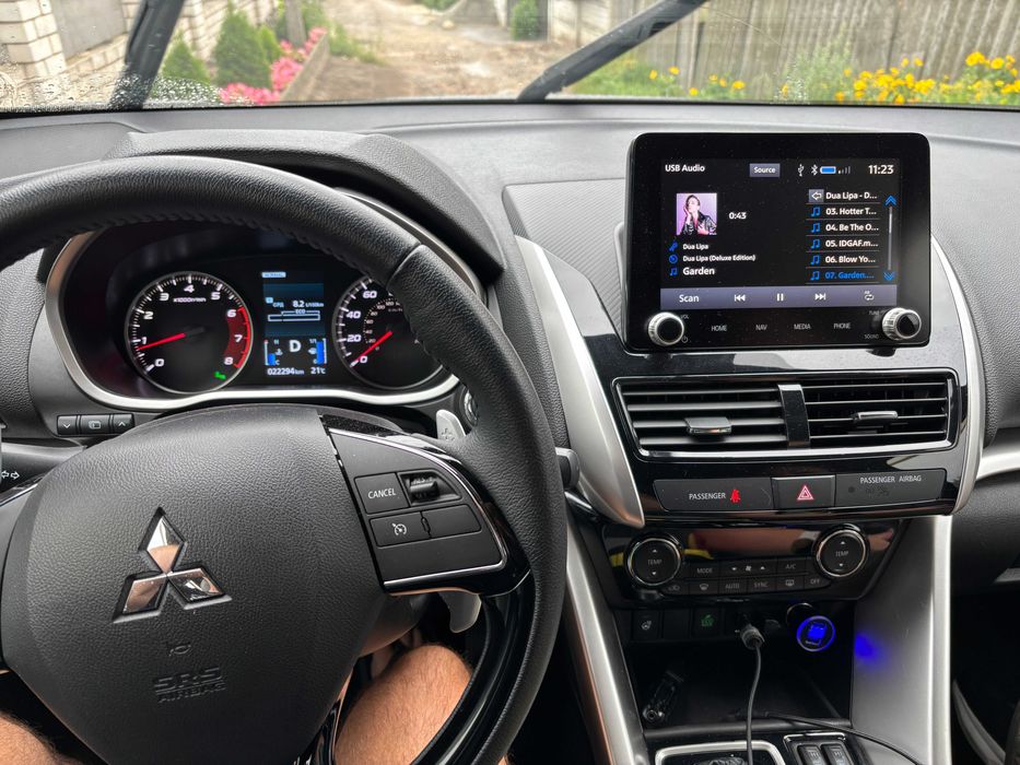 Mitsubishi Eclipse Cross 2023 SEL 1.5 (бензин) США