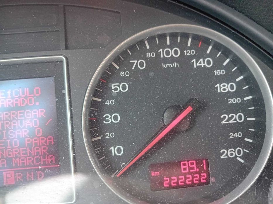 Carrinha AUDI A4 1900 TDI 130C