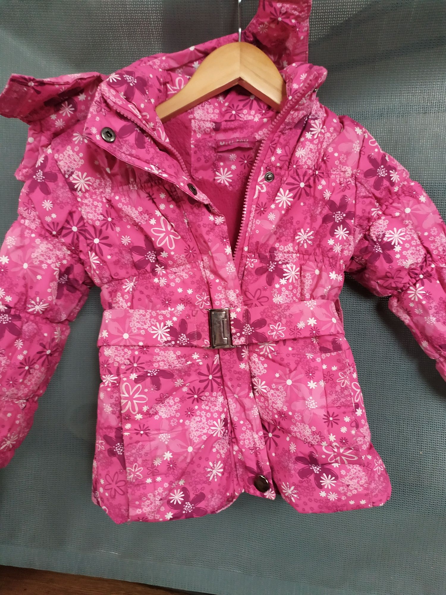 Zimowa  kurtkaz kapturem ściągacze zimowa dziewczynka różowy