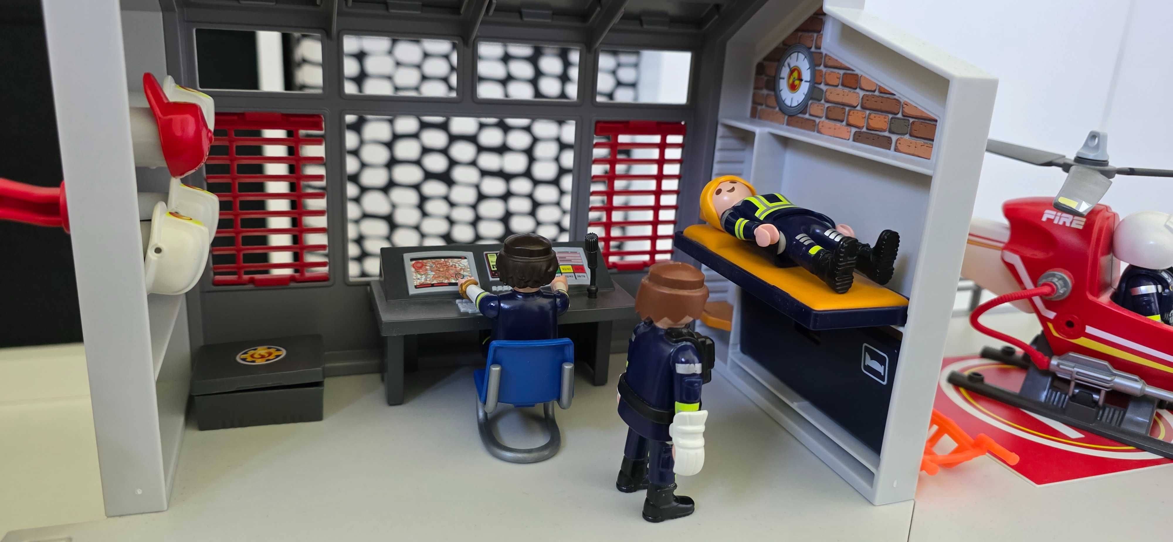 PLAYMOBIL CITY ACTION Duża Remiza Strażacka + Samochód Strażacki