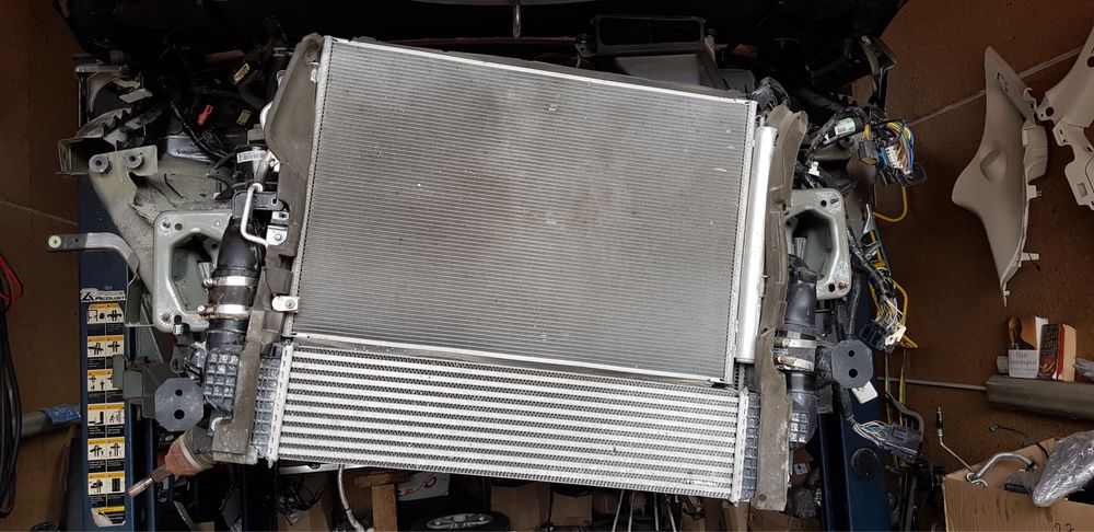 Радиатор кондиционера Ford Edge, Lincoln МКХ, Nautilus 15-24